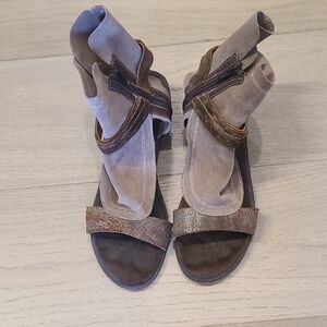 Women's Taupe Suede Strappy Sandals with Metallic Accent